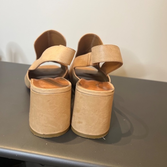 Vicenza heel sandals made in Brazil womens size Eur 41 Us 9.5 - Picture 4 of 8